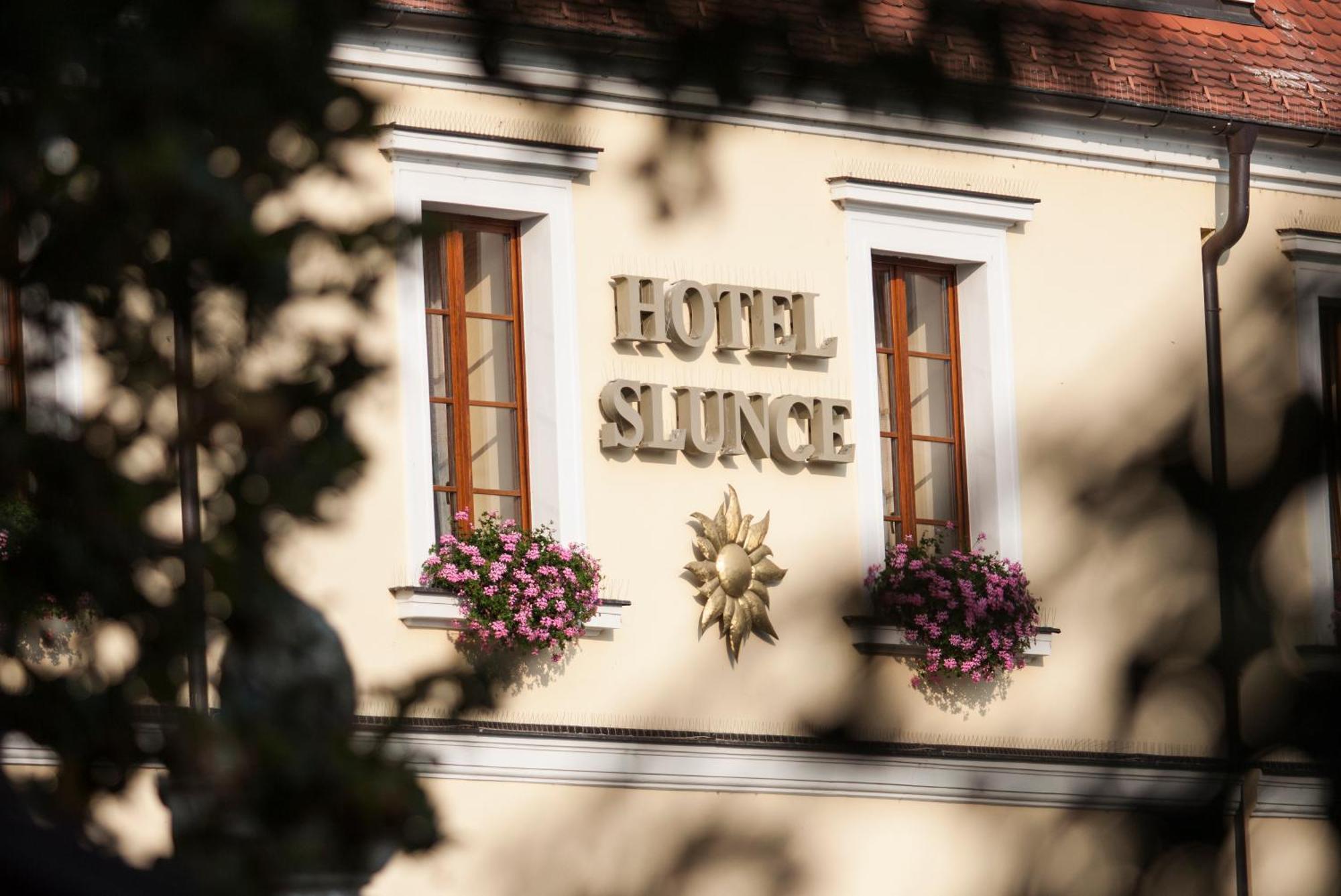 Hotel Slunce Uherské Hradiště Εξωτερικό φωτογραφία